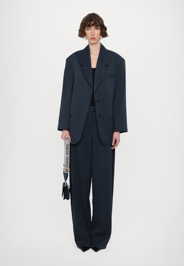 OVERSIZED - Blazer - salute3