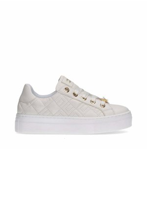 SNEAKERS TRAPUNTATE LOGO DETTAGLI - Sneakers basse - bianco