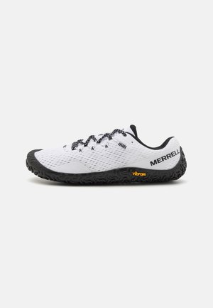 VAPOR GLOVE 6 - Obuwie do biegania treningowe