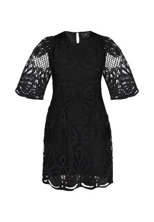 Vestido de encaje negro con mangas cortas abullonadas, intrincados patrones florales, dobladillo con forma de escallola y un detalle de espalda con forma de llave. La tela texturizada ofrece elegancia.