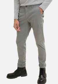 TOM TAILOR Chinosy