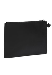 Pochette rectangulaire en cuir noir avec fermeture éclair en haut et petite boucle sur le côt é, isolée sur fond blanc.