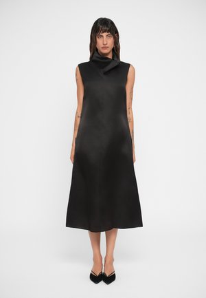 FUNNEL NECK DRESS - Vestito casual - dark brown