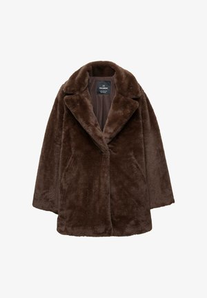 Brown faux fur coat with a wide lapel, single button closure, and relaxed fit. Soft texture and slightly oversized silhouette.
