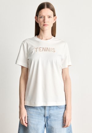 T-shirt print - flour