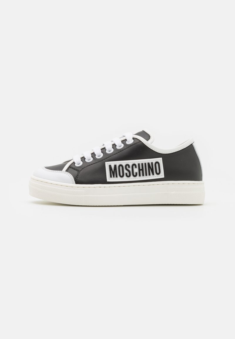 Sneakers low