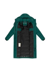 Giacca a vento verde con colletto alto, chiusura con zip e foderatura nera. Presenta cinghie nere all'interno e un'etichetta sul lato interno.