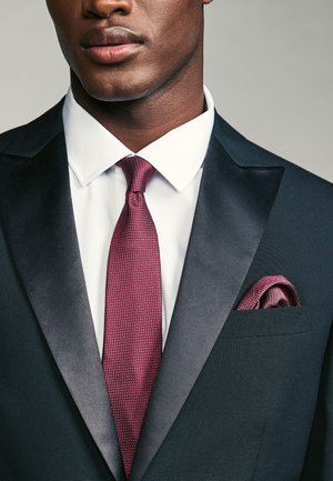 Next SET - Lommetørklæde - rose red