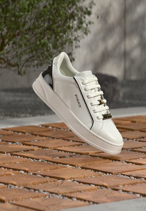 IRIS - Sneakers - white