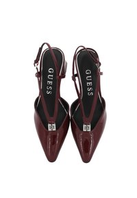 Tacchi slingback in pelle verniciata bordeaux con punta affusolata, cinturini regolabili e accessori in metallo argentato con logo del marchio.