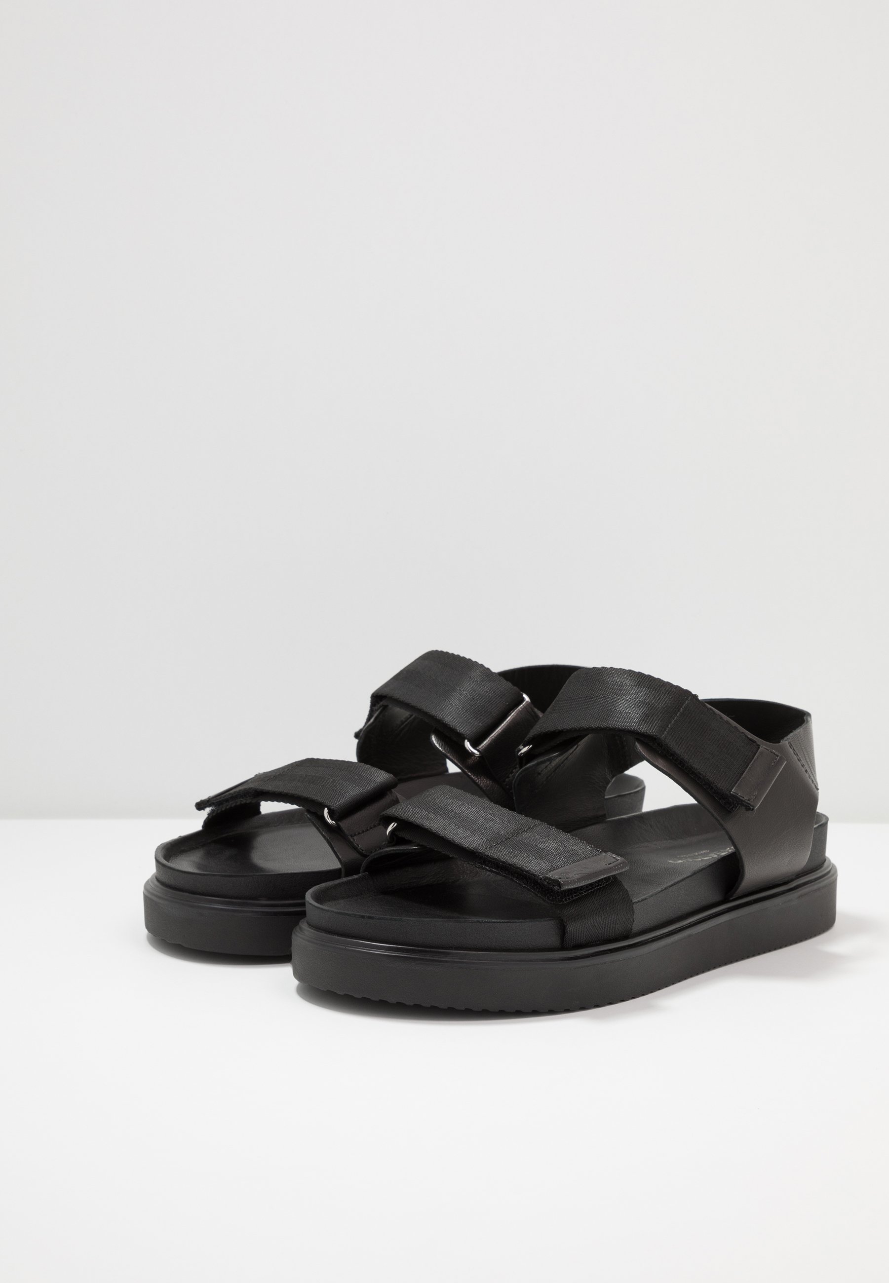 92 ideas de Zapatos suecos | zapatos suecos, zapatos, suecos