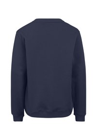 Felpa navy con colletto rotondo, maniche lunghe e polsini a costine. Realizzata in tessuto morbido con una texture liscia e uniforme; senza dettagli visibili.