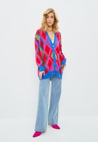 Cesare Gaspari LOOSE - Kofta - fushia blue