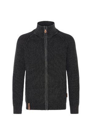 Stickad mörkgrå cardigan med hög krage, hel dragkedja framtill, ribbad textur och liten läderetikett längst ner till vänster.