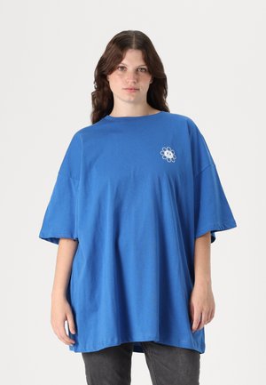 Even&Odd Curvy LIZ FEEL GREAT  - Μπλουζάκι με στάμπα - blue