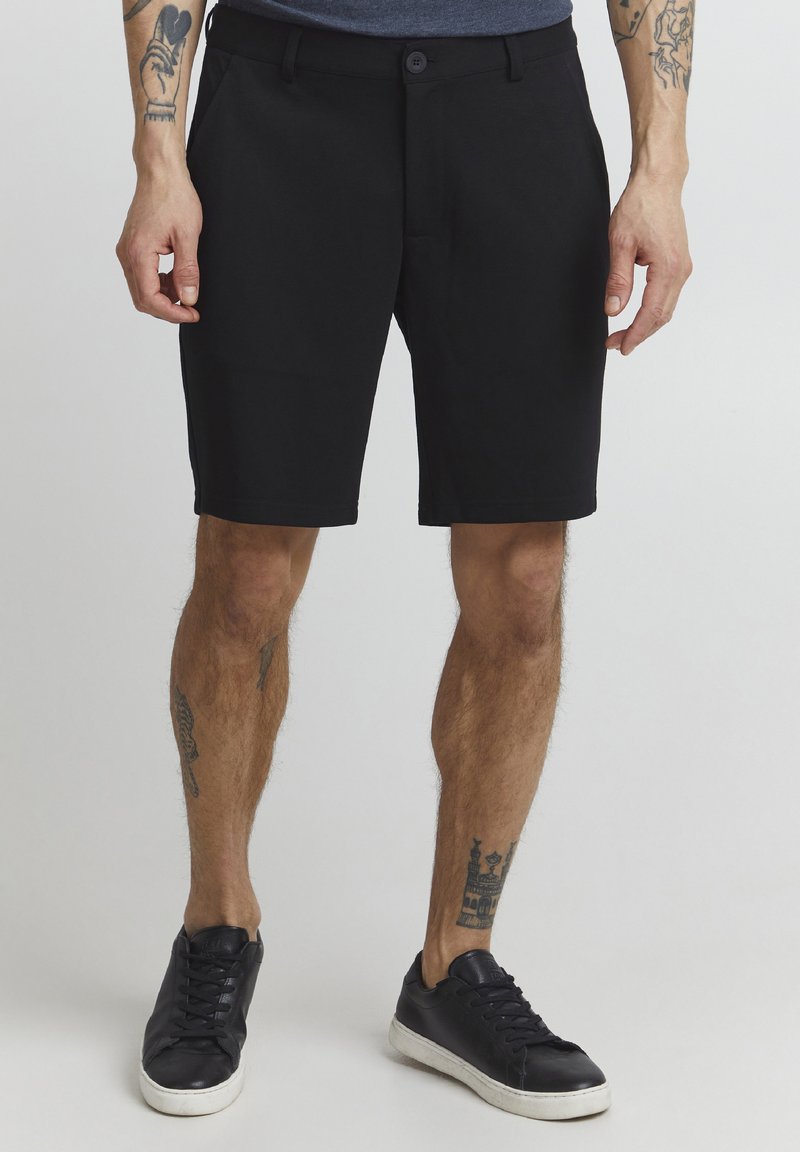 11 Project - CAMAL - Shorts - black, Vergrößern