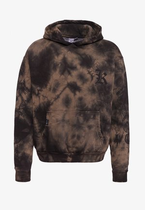 Sweat à capuche avec motif tie-dye marron et noir, poche avant et lettres gothiques noires "LK" sur la poitrine, motifs de dragons sur les manches.