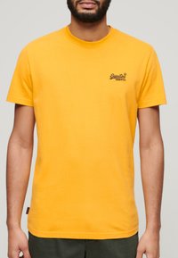 Superdry & Co VINTAGE LOGO  - Camiseta básica - utah gold