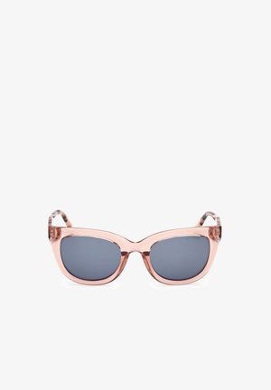 Ochelari de soare roz transparent cu lentile gri, de tip cat-eye supradimensionat, având brațe cu model și accente hardware vizibile.