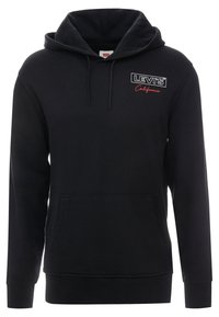 Sudadera negra hecha de una tela suave, con un bolsillo tipo canguro, capucha con cordón y el logo "LEVI'S California" impreso en blanco y rojo.