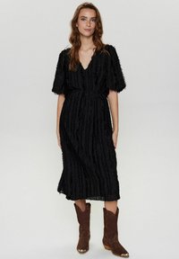 Nümph NUMOLEKO DRESS - Kokteilinė suknelė / vakarėlių suknelė - caviar