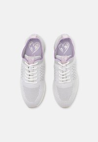 Marco Tozzi Trainers - white comb