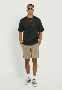 Redefined Rebel JOEY - Short - walnut