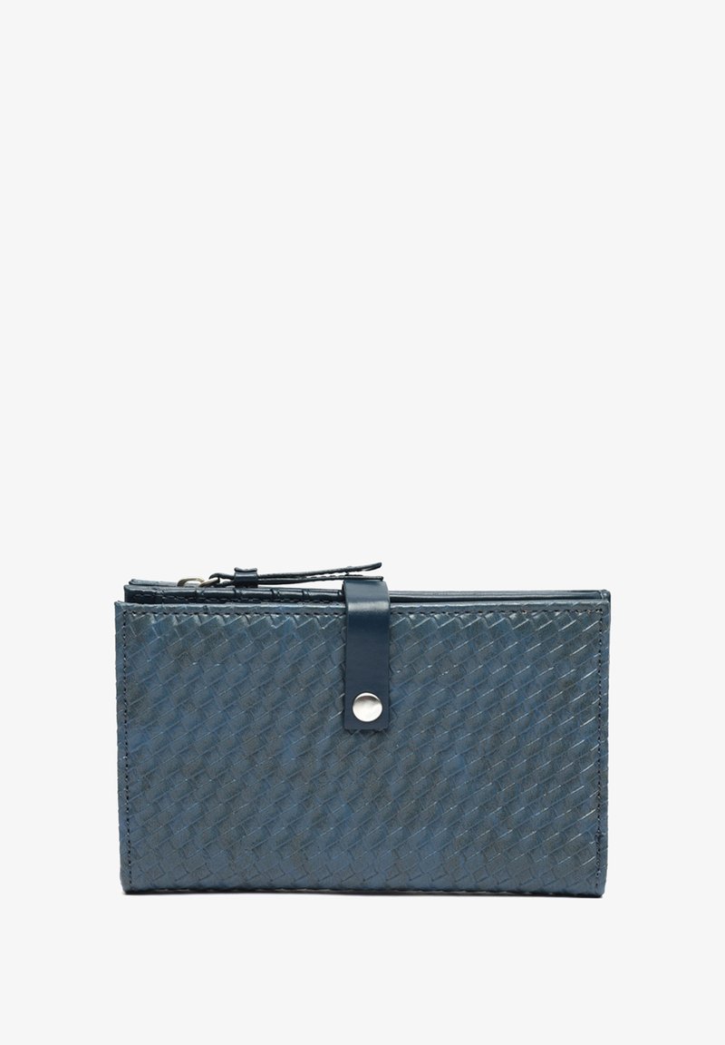 Tvirtas mėlynas piniginė su austa faktūra, užsegamas užtrauktuku ir spaudėju. Kompaktiškos stačiakampės formos su odos detalėmis.