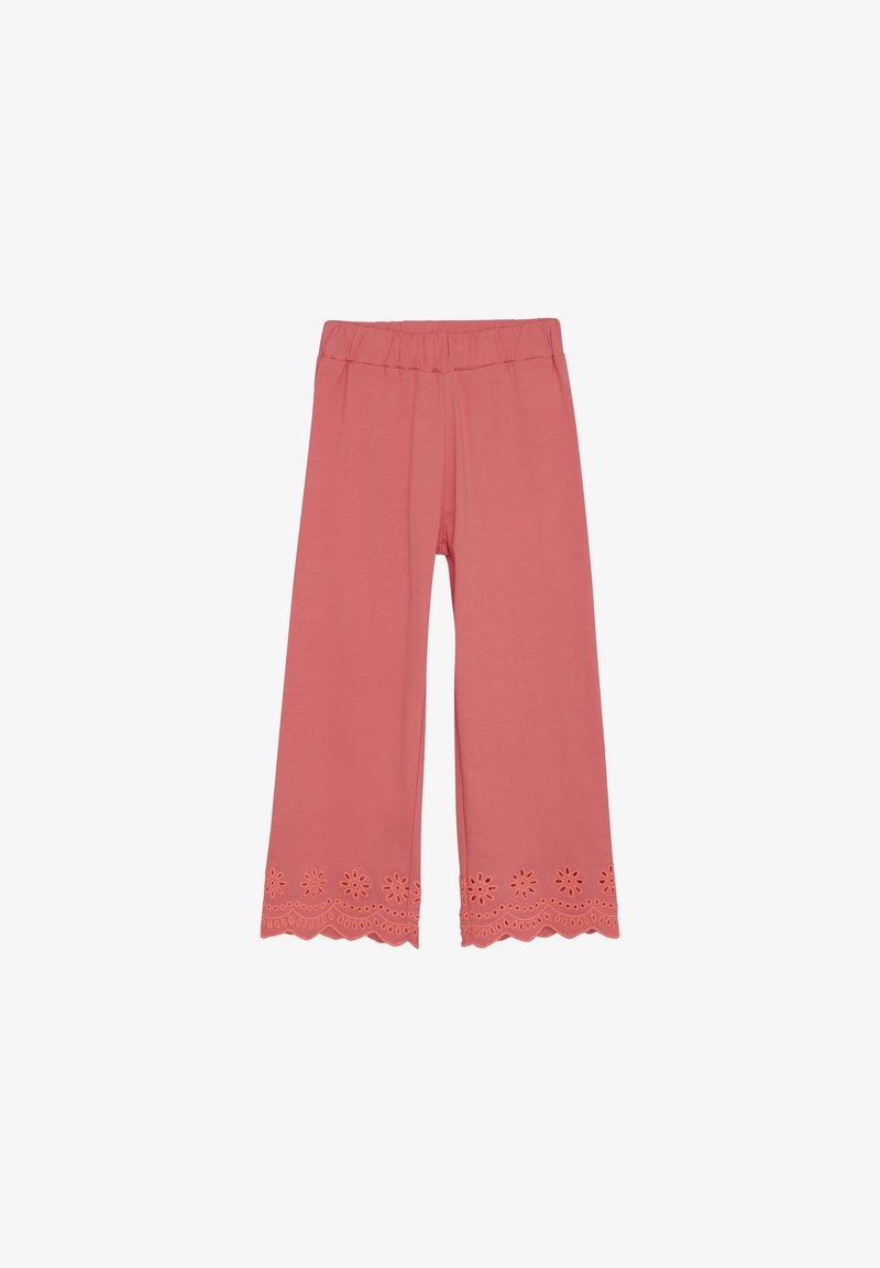 Spodnie z miękkiego koralowego materiału z elastycznym paskiem w talii. Posiadają dekoracyjną wstawkę z ażurowym wykończeniem wzdłuż dołu z kwiatowymi wzorami wyciętymi w tkaninie. Szeroki krój nogawek.