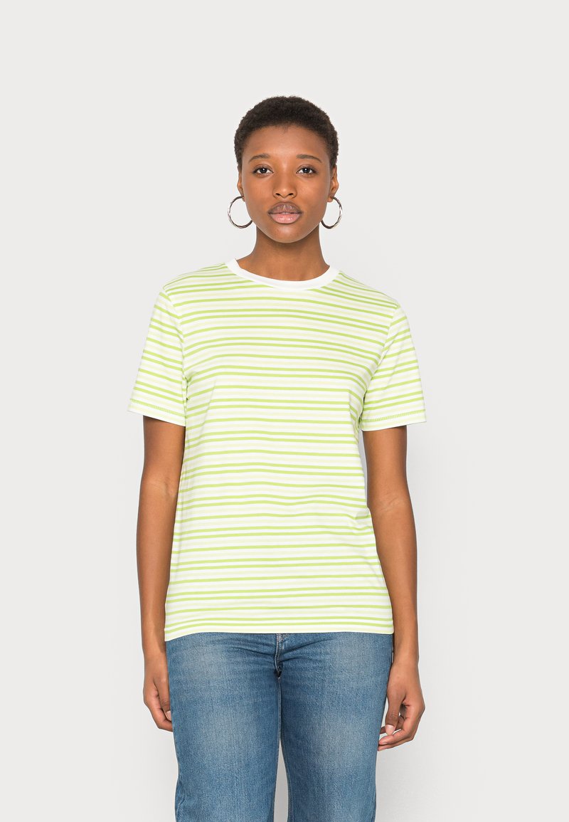 Selected Femme SFMY PERFECT TEE BOX CUT TShirt print greenery