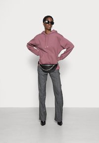 ONLY Tall ONLJODA EVERY HOODIE  - Sweatshirt com capuz - rose brown melange