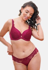 SugarShape STRING PURE DIVINE - String - bordeaux