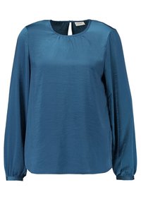 Teal långärmad blus i lätt satin. Har rundad halsringning, veckad framsida och en nyckelhålsöppning bak. Inkluderar elastiska ärmmuddar.