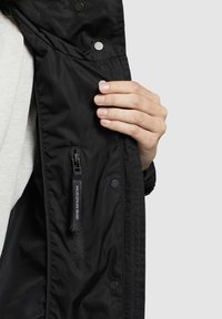 khujo Parka - black