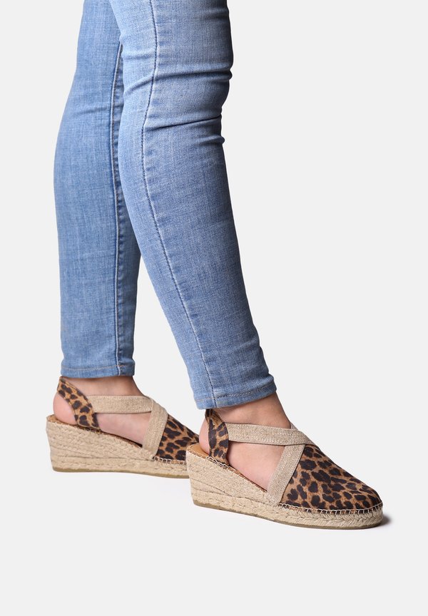 TOSSA - Plateaupumps - leo