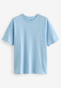 Tricou din bumbac de culoare albastru deschis, cu guler rotund, mâneci scurte și fără modele vizibile. Are un mic logo pe piept.