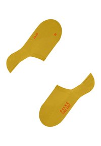 Gelbe Knöchelsocken mit einer strukturierten Oberfläche, versehen mit rotem "FALKE COOL KICK" Branding. Verfügt über ein niedrig geschnittenes Design für unauffälliges Tragen.