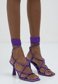 Calliope ALTI - Sandali - viola