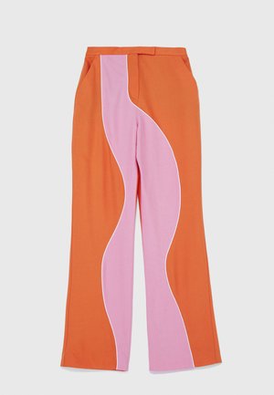MADHU TROUSER - Püksid - orange