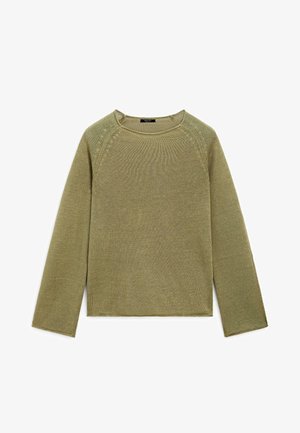 Pull en maille vert olive à manches longues avec encolure ronde et texture côtelée subtile, posé à plat sur fond blanc.