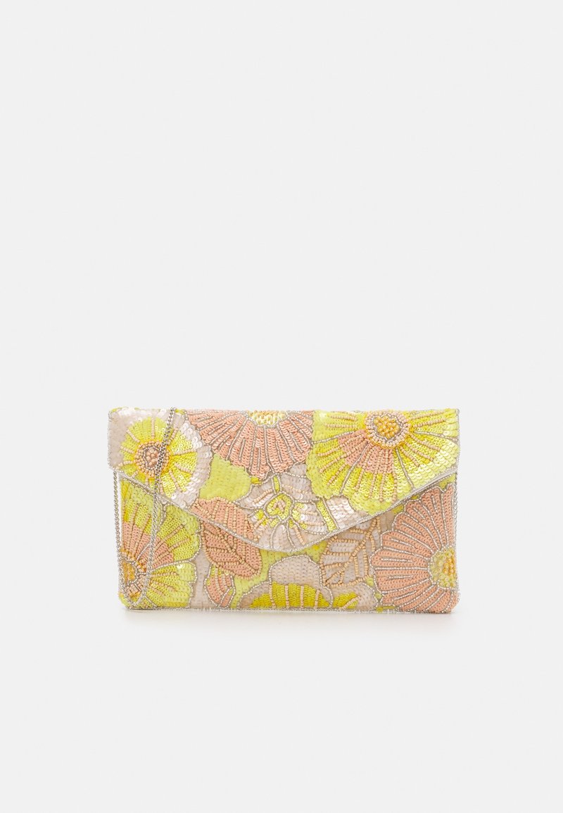 Pochette rectangulaire avec rabat en forme d'enveloppe, décorée de sequins et perles floraux jaunes, pêche et beige.