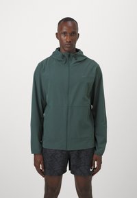 Nike Performance UNLIMITED - Tréning dzseki - vintage green/black