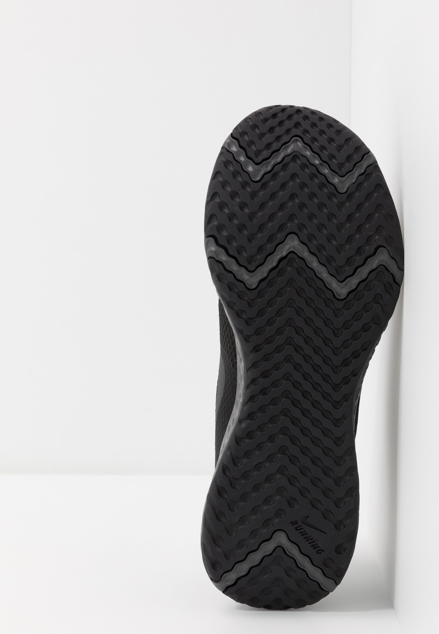 zalando nike revolution