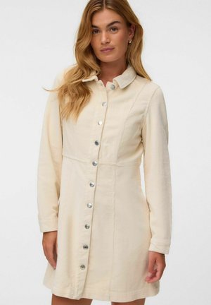 Vero Moda, VMDAISY LS SHORT CORD DRESS NOOS - Robe chemise - oatmeal