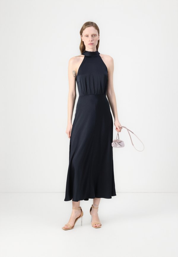 Occasion wear - salute2