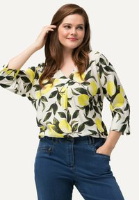 Ulla Popken LEMON PRINT 3/4 SLEEVE - Camicetta - snow white