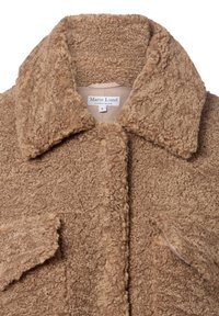 Brązowy, teksturowany, wełniany płaszcz teddy z szerokim kołnierzem, guzikami z przodu i kieszeniami z klapami, oznaczony jako Marie Lund Copenhagen w rozmiarze małym.