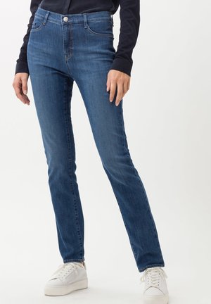 Shakira Jeans in Slightly Regular Blue