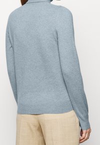 Repeat Pullover - light blue