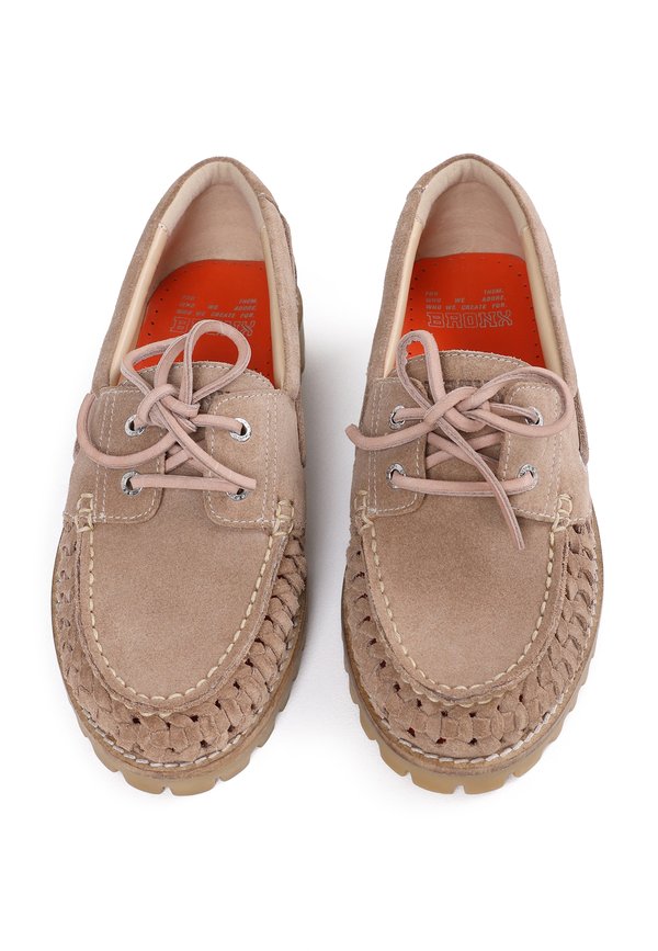 SIENNA - Moccasins - oatmilk2